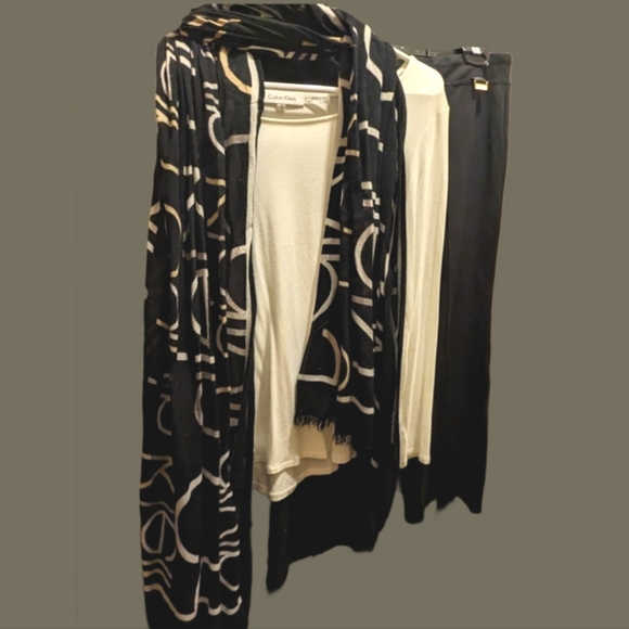 Calvin Klein Head to Toe Matching 3 Piece Set Medium - Picture 4 of 8